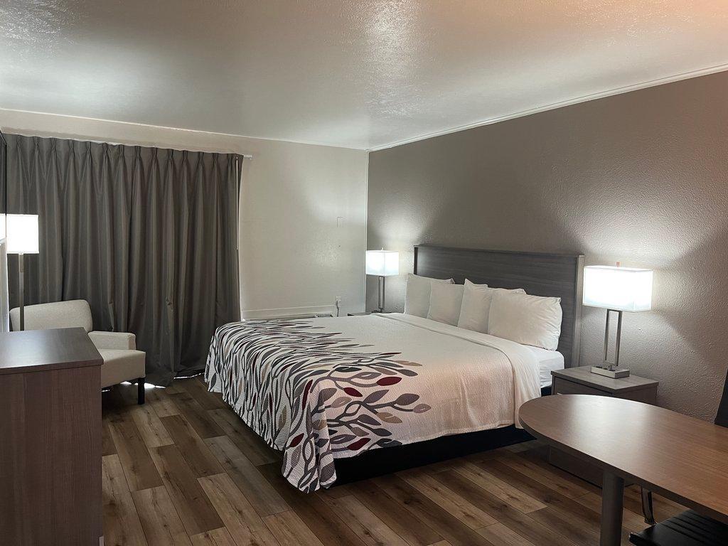 Red Roof Inn Madisonville Eksteriør billede