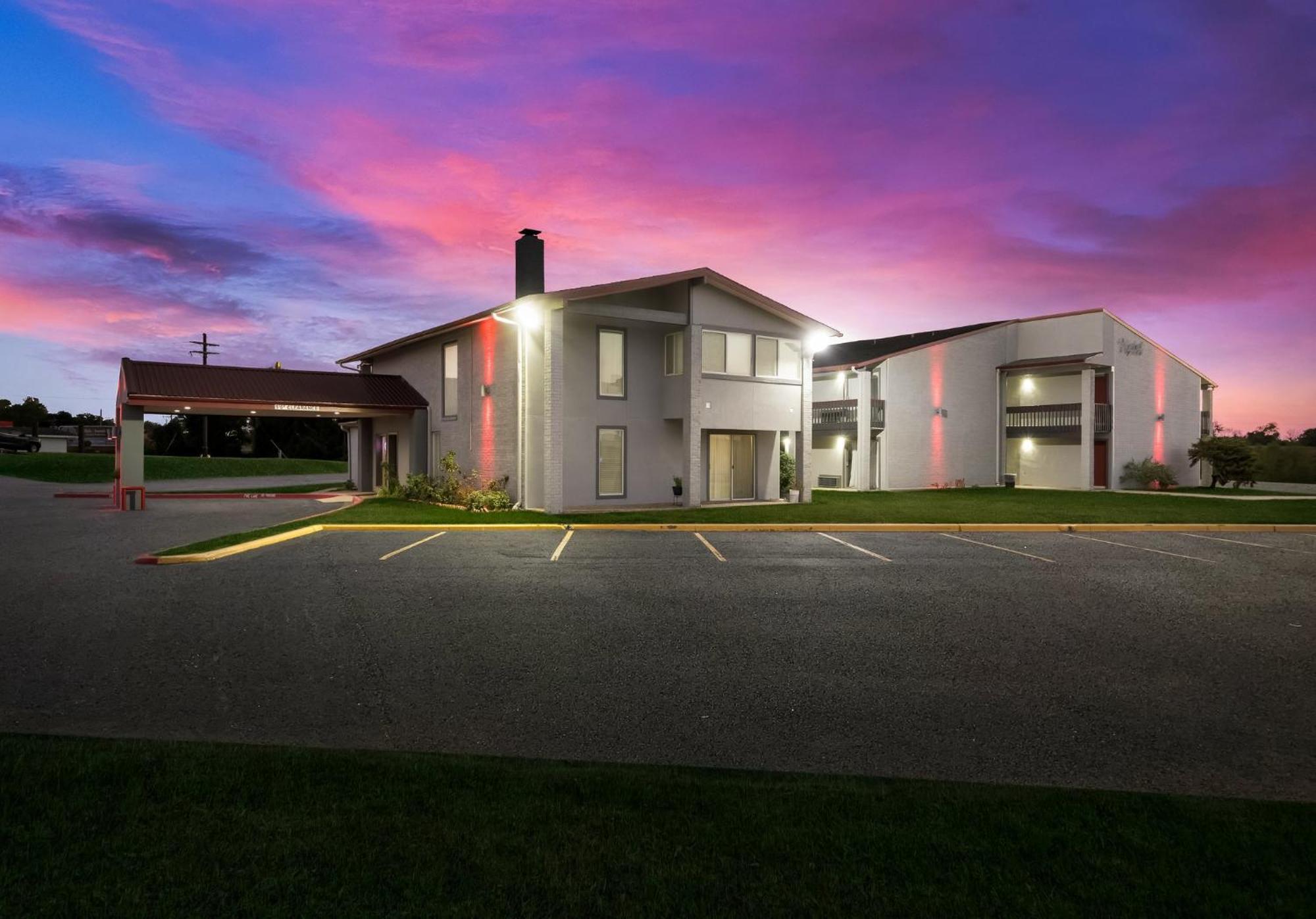 Red Roof Inn Madisonville Eksteriør billede